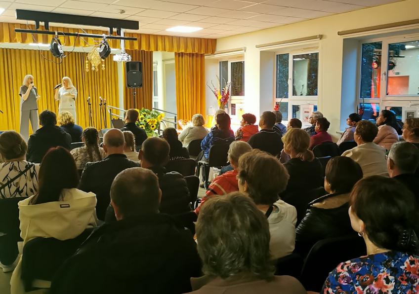 Raudėnuose nuaidėjo šventinis savaitgalis „Gandrus ir vasarą palydint“