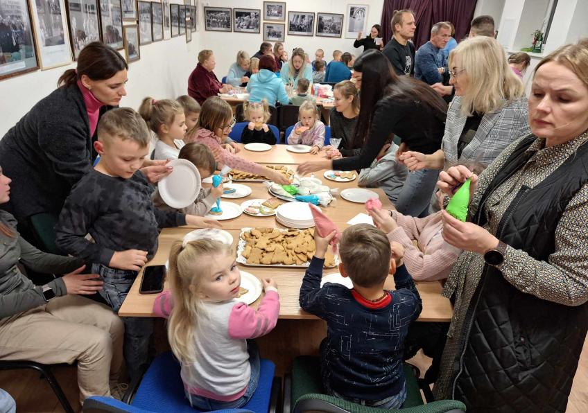 Kūrybinės dirbtuvės „Šv. Kalėdų belaukiant“ Bazilionuose