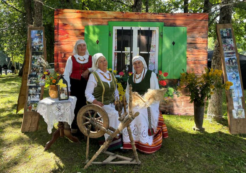 Dirvonėnuose nuaidėjo XXVI Senųjų amatų šventė
