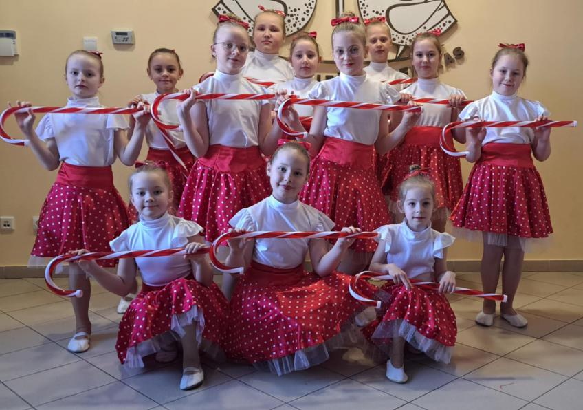 Šiuolaikinių šokių kolektyvas „Čip čip" iiš šokių konkurso-festivalio grįžo apdovanotas