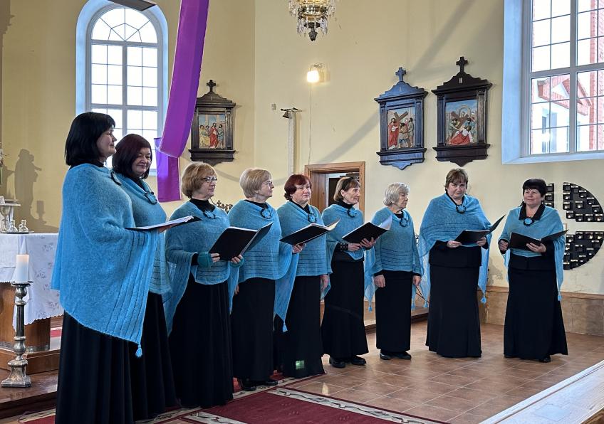 Advento koncertas „Palaimink, dangau" - Aukštelkėje