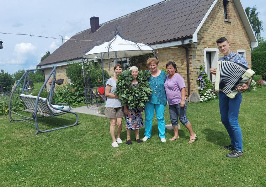 „Rasoti Joninių vainikai“ Gruzdžiuose